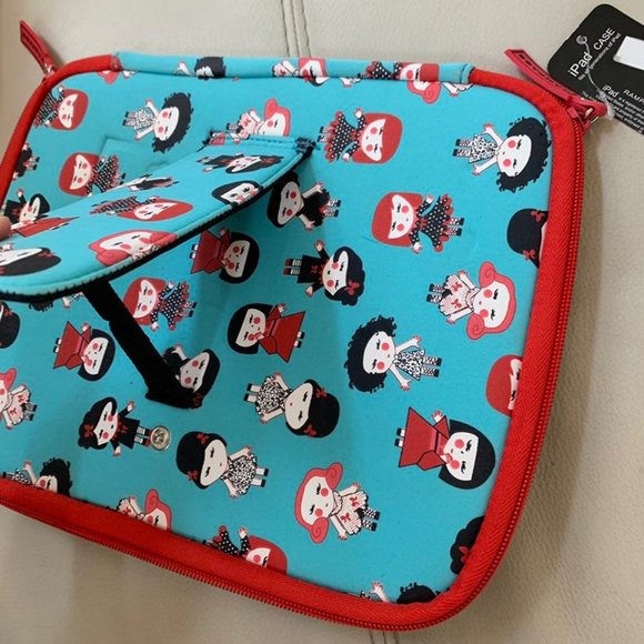 5/$20 💥
Rampage vintage ipad case stand - Picture 3 of 5